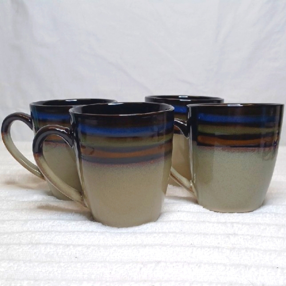 EUC Set of 4 Pfaltzgraff Ceramic Mugs. Galaxy Design. Blue, Green, Brown & Tan.